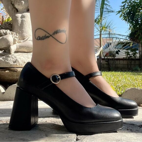 BLACK BABYDOLL MARYJANE BLOCK HEEL - Picture 4 of 7